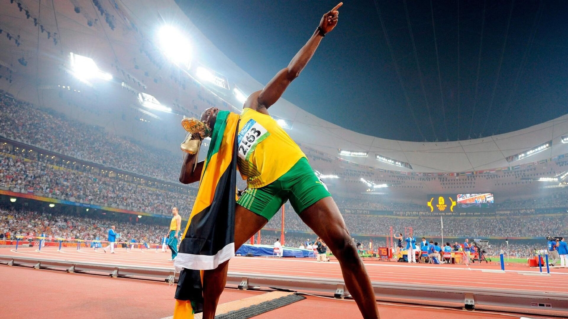 体坛传奇:老将重返赛场,再创辉煌,中国体育老将